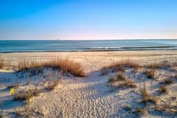3BR Resting Beach Face - Image 5